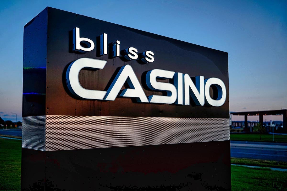 bliss-casino-8-custom-dimensional-sign-billings-montana-sign-pro
