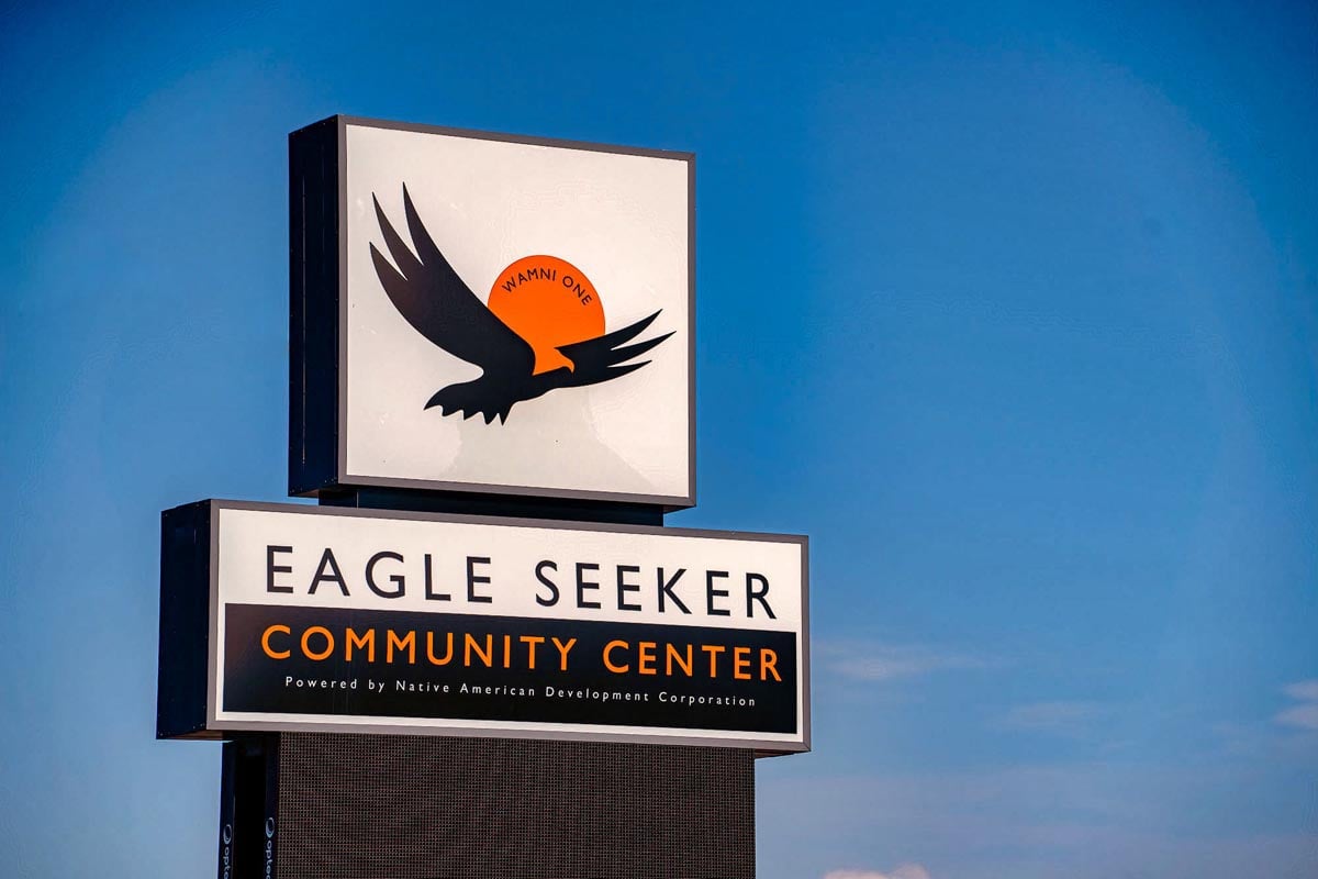 eagle-seeker-1-custom-dimensional-sign-billings-montana-sign-pro